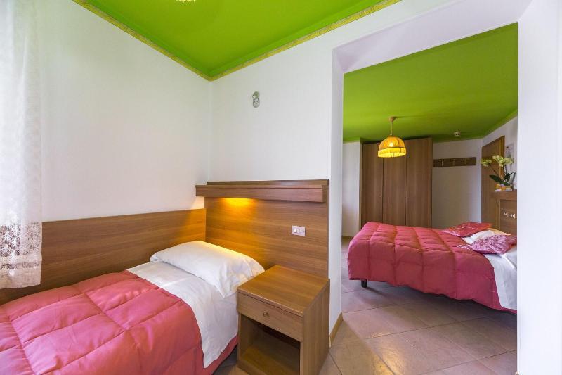 Hotel Trentino Folgaria Buitenkant foto