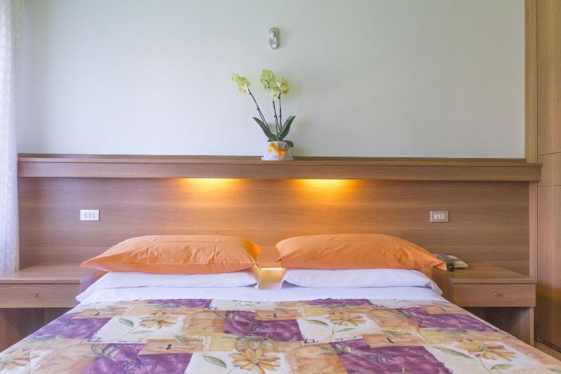 Hotel Trentino Folgaria Buitenkant foto