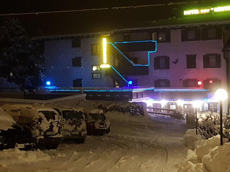 Hotel Trentino Folgaria Buitenkant foto