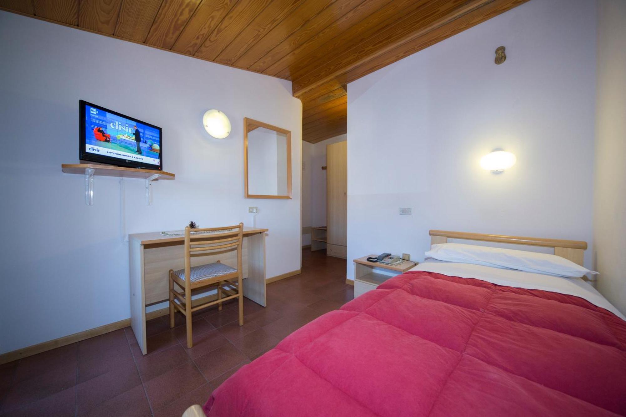Hotel Trentino Folgaria Buitenkant foto