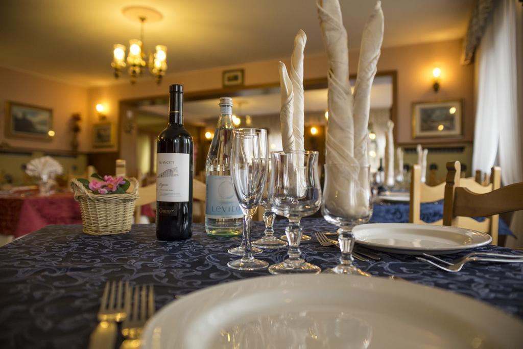 Hotel Trentino Folgaria Buitenkant foto